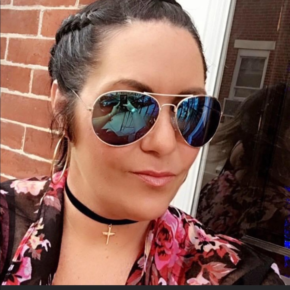 Meet your Posher, Tara